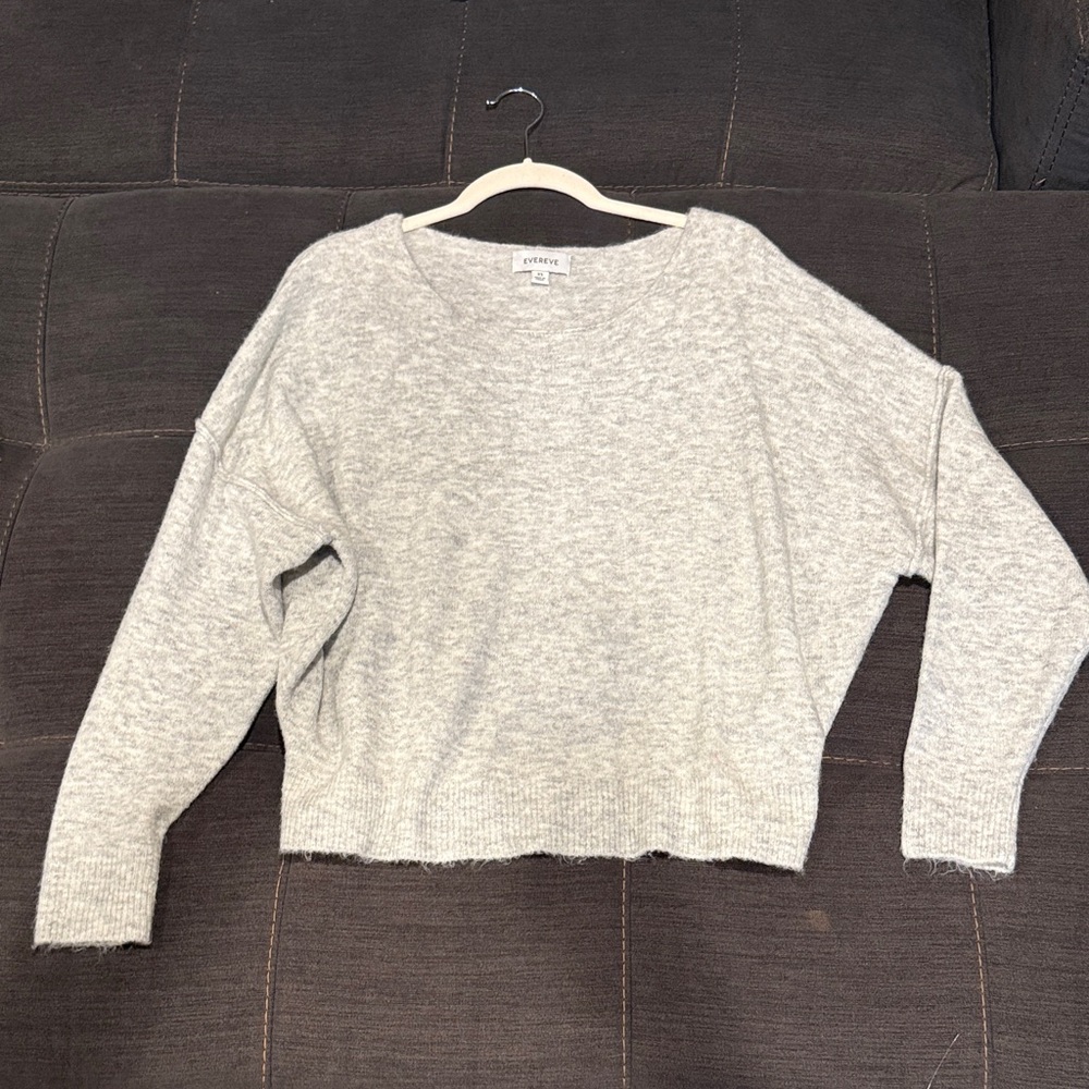 Evereve Gray Off-the-Shoulder Sweater